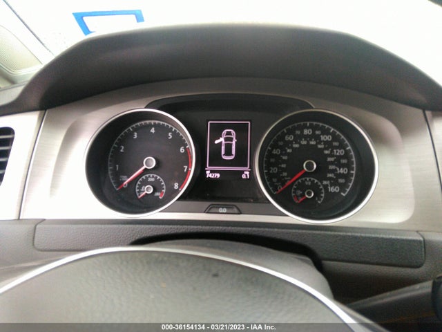 3VW217AU9GM033437 Volkswagen Golf Tsi S