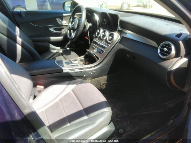 55SWF8DB6KU299242 Mercedes-Benz C-class C 300
