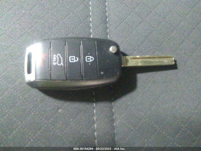 5XYPG4A38JG426055 KIA SORENTO L