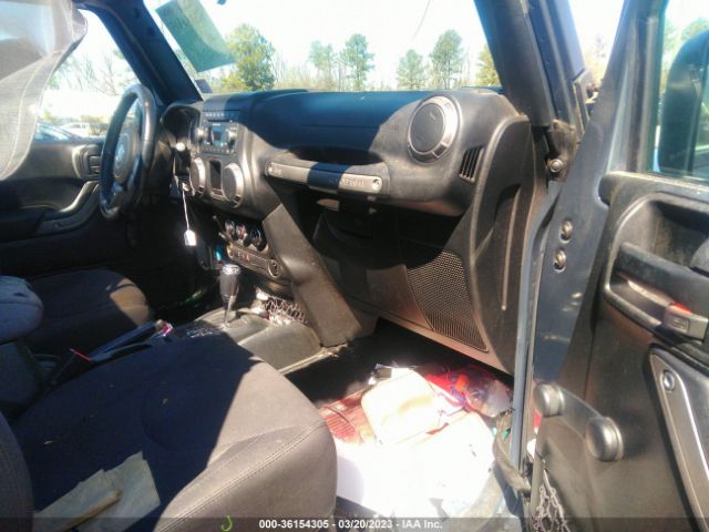 1C4AJWAG5HL748298 Jeep Wrangler Sport