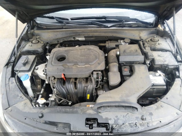 2018 KIA OPTIMA S VIN: 5XXGT4L32JG243165