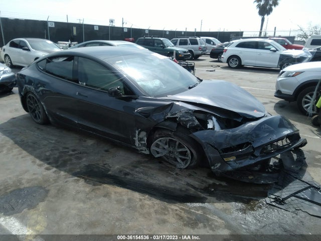 2022 5YJ3E1EB7NF158374 main image