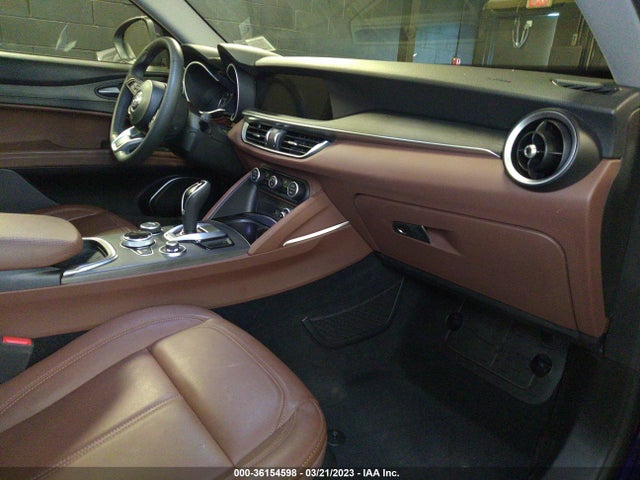 ZASPAKBN5M7D17809 Alfa Romeo STELVIO TI