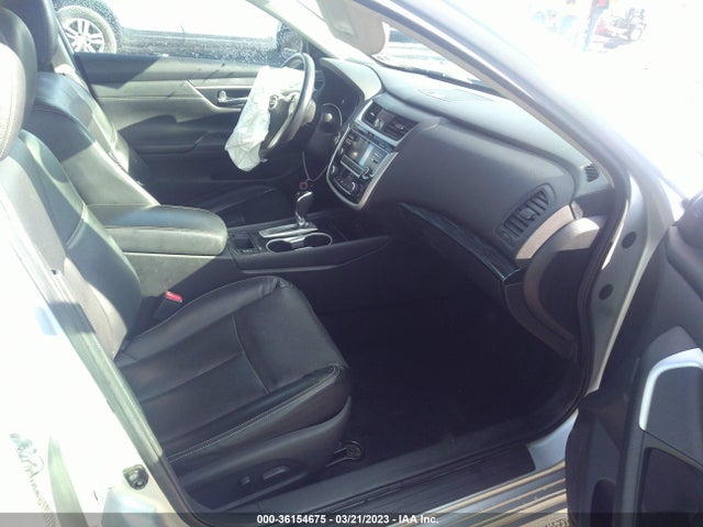 2018 NISSAN ALTIMA 2.5 SL VIN: 1N4AL3AP7JC157636