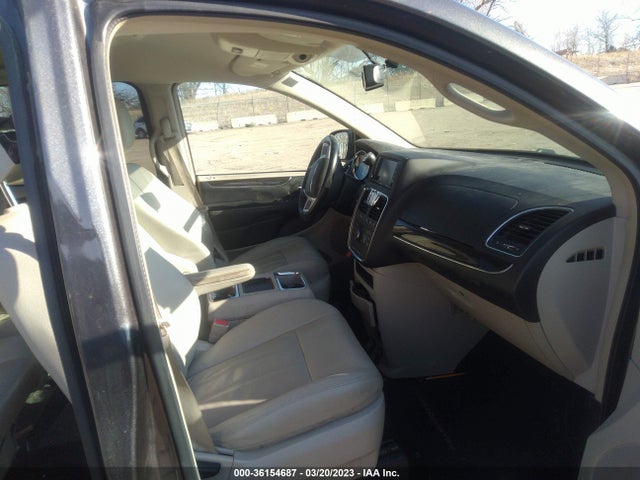 2C4RC1BG4GR133035 Chrysler Town & Country Touring