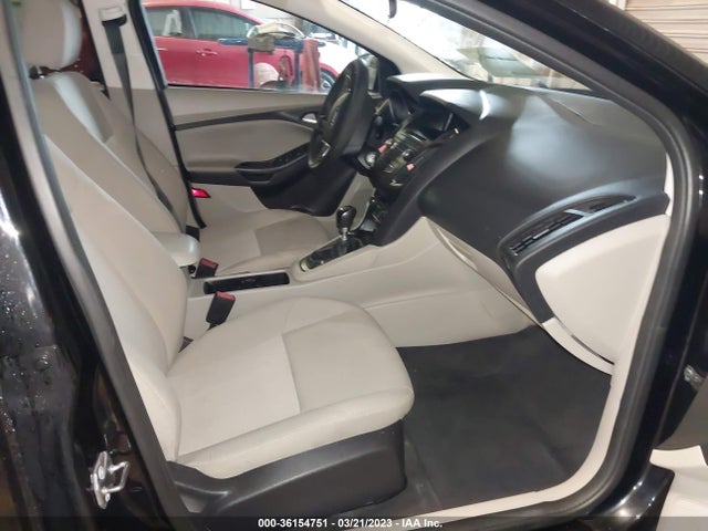Ford FOCUS SE 2017 1FADP3FEXHL284268 Image 6