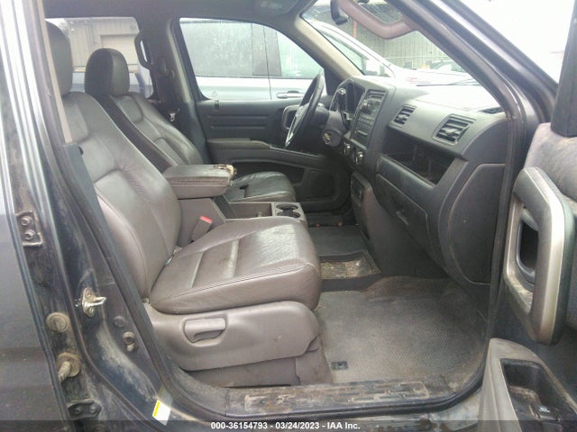 2013 HONDA RIDGELINE RTL VIN: 5FPYK1F53DB010140