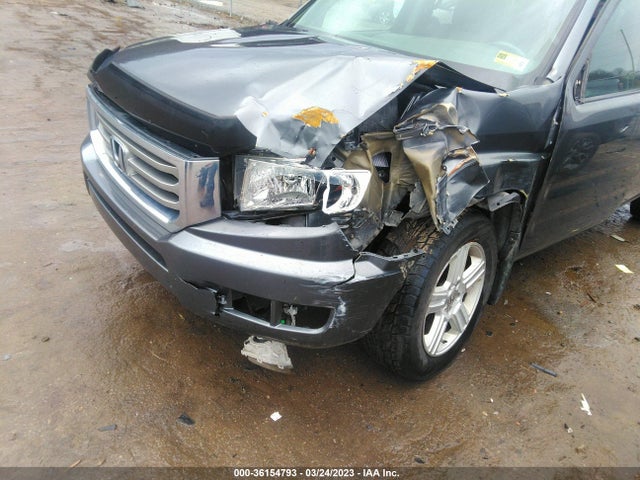 2013 HONDA RIDGELINE RTL VIN: 5FPYK1F53DB010140