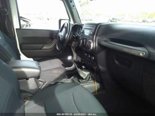 1C4AJWAG2FL758039 Jeep Wrangler Sport