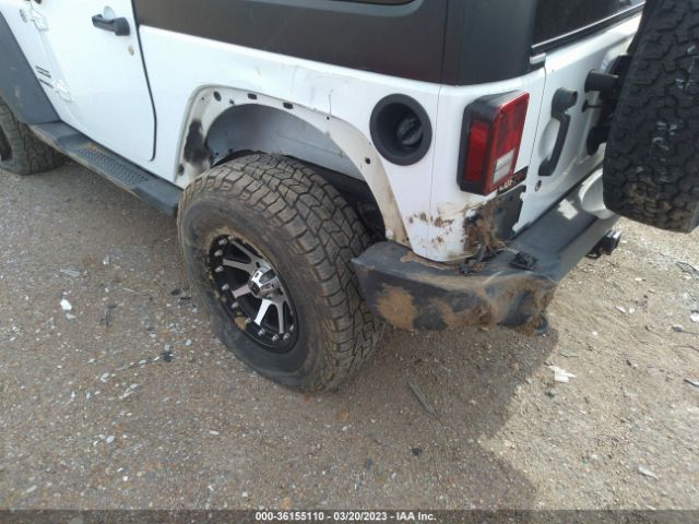 1C4AJWAG2FL758039 Jeep Wrangler Sport