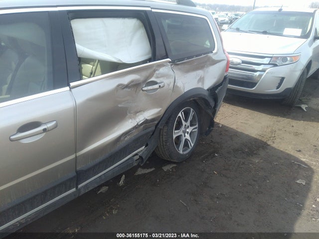 2014 Volvo XC70, VIN: YV4902BZ6E1185846