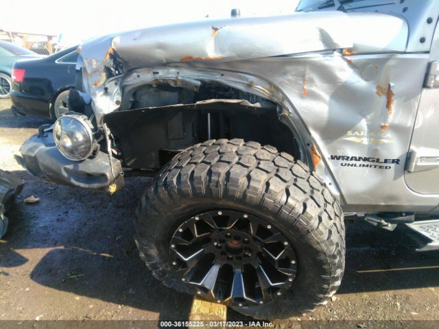 1C4BJWEG4EL101563 Jeep Wrangler Unlimited Sahara
