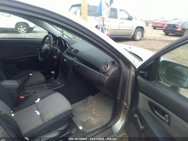 2006 MAZDA MAZDA3 I VIN: JM1BK32F061441667