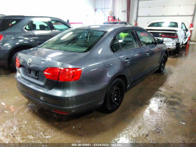 3VW2K7AJ1EM289281 Volkswagen Jetta Sedan S