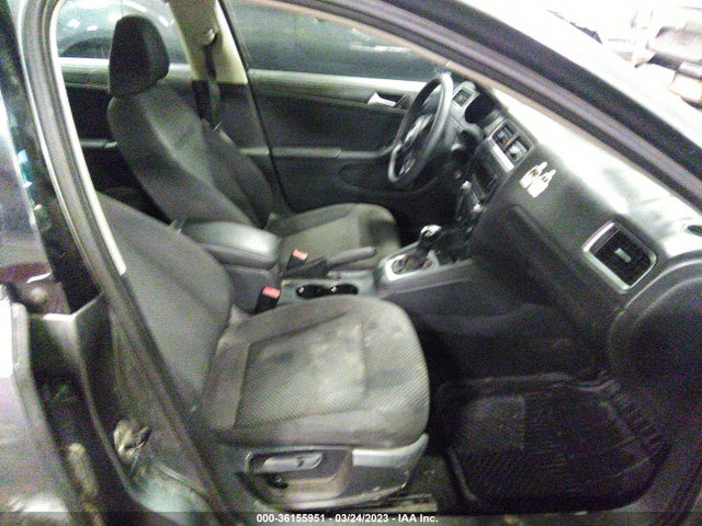 3VW2K7AJ1EM289281 Volkswagen Jetta Sedan S