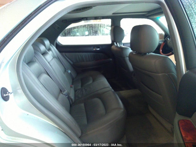 JT8BH28F8X0151828 Lexus LS 400 LUXURY SDN