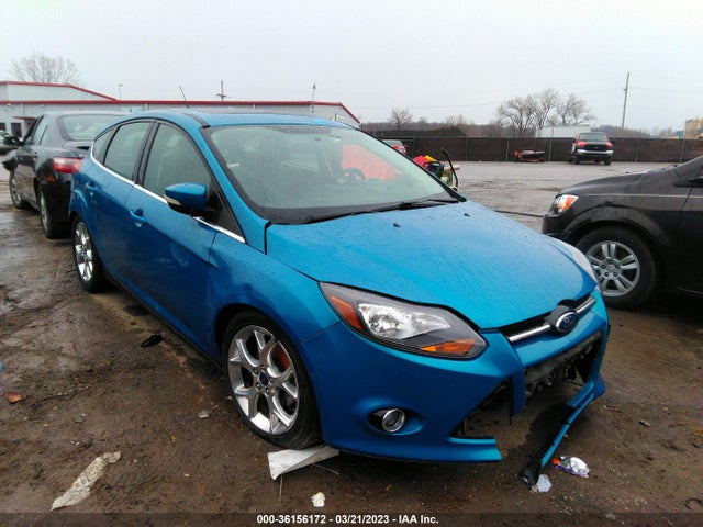 2014 FORD FOCUS TITANIUM VIN: 1FADP3N23EL110755