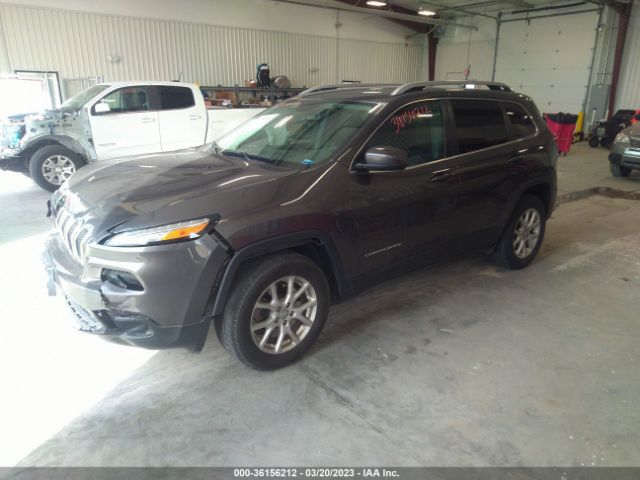1C4PJMCB8GW375173 Jeep Cherokee Latitude