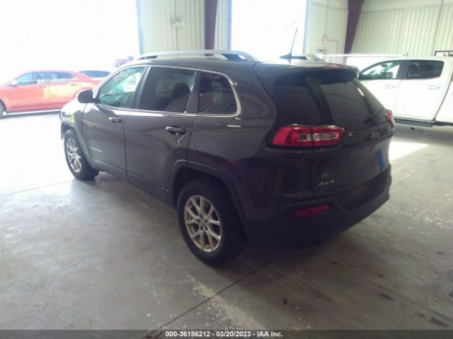 1C4PJMCB8GW375173 Jeep Cherokee Latitude