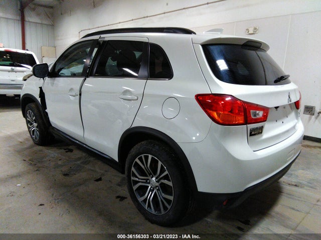 JA4AR4AW7HZ065076 Mitsubishi Outlander Sport 2.4