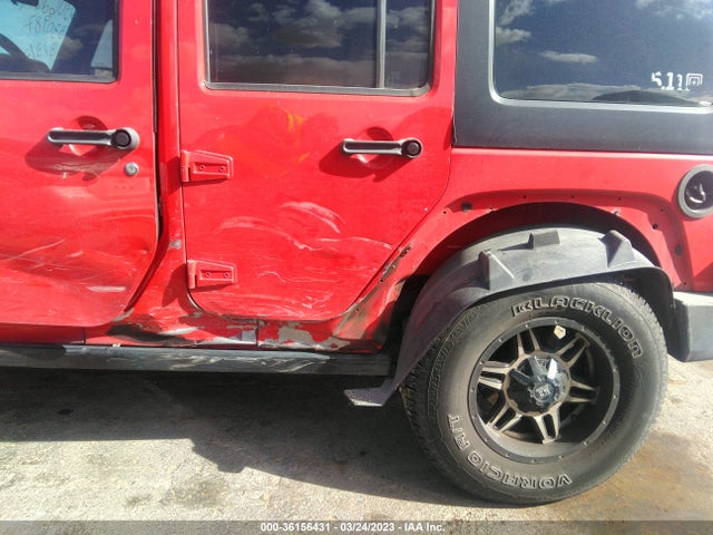 1C4BJWDG6FL717882 Jeep Wrangler Unlimited Sport