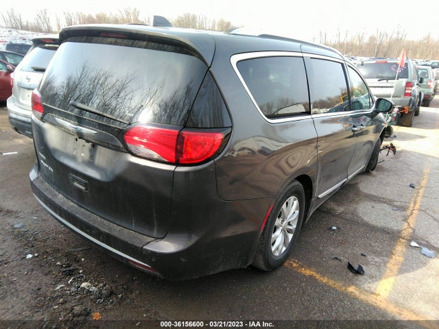 2C4RC1BG0KR685513 Chrysler Pacifica Touring L