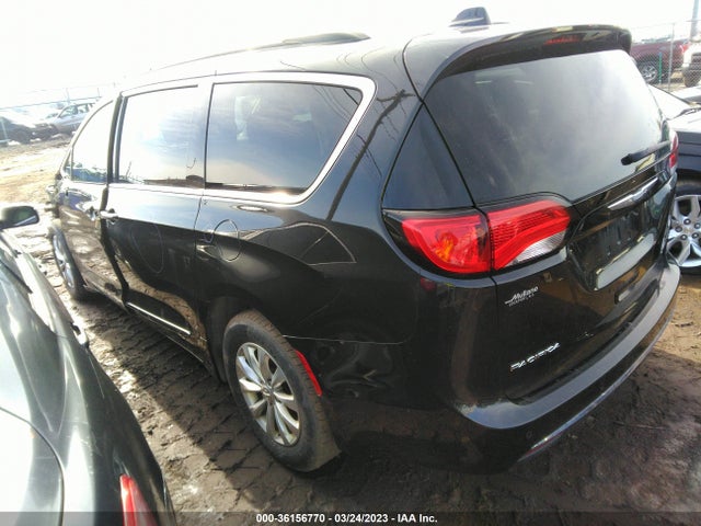 2C4RC1BG9HR758984 Chrysler Pacifica Touring-l