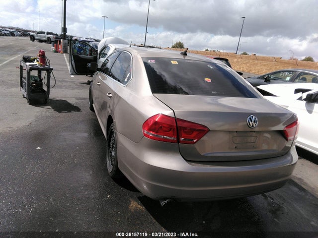 1VWAT7A34FC106355 Volkswagen Passat 1.8t Limited Edition