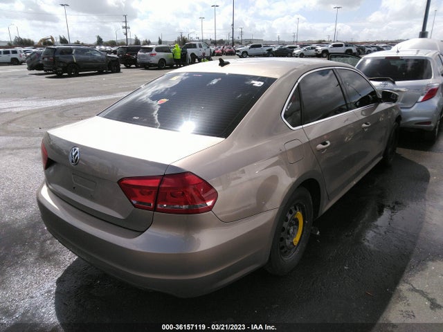 1VWAT7A34FC106355 Volkswagen Passat 1.8t Limited Edition