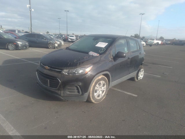 Chevrolet TRAX LS 2019 3GNCJKSB3KL112924 Image 2