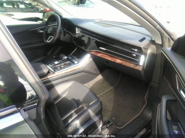 WA1EVAF13KD020200 Audi Q8 Premium Plus