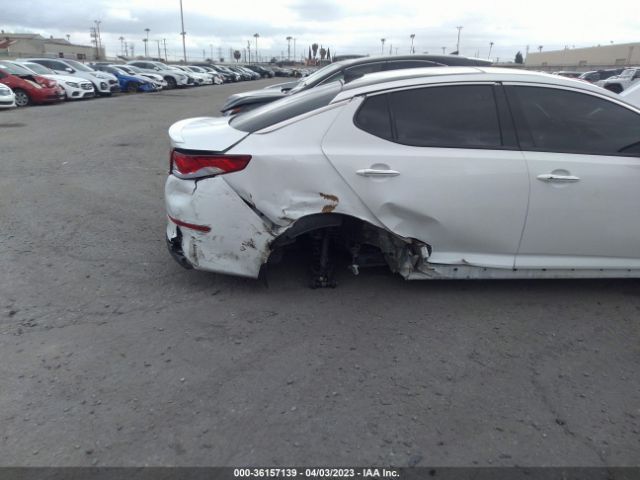 5XXGR4A61FG403703 KIA Optima Sxl Turbo