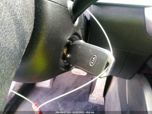 5XXG24J25MG041793 KIA K5 LX