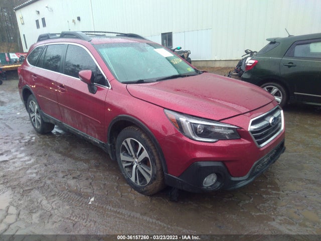 Subaru Outback Limited 2018 4S4BSANC3J3233815 Image 1