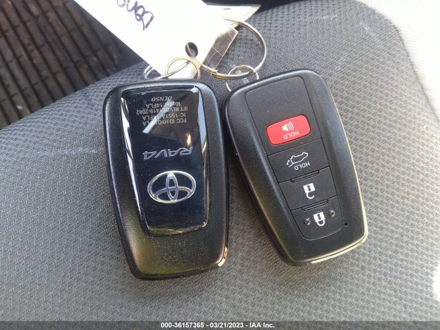 2022 TOYOTA RAV4 XLE VIN: 2T3P1RFVXNW315166
