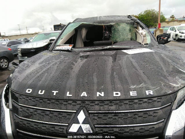 JA4J3VA86NZ060956 Mitsubishi Outlander Sel