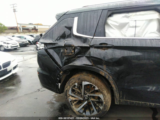 JA4J3VA86NZ060956 Mitsubishi Outlander Sel