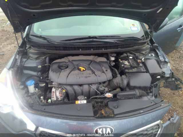 KNAFK4A67G5585409 KIA FORTE LX