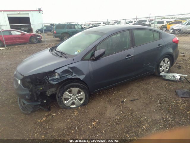 KNAFK4A67G5585409 KIA FORTE LX