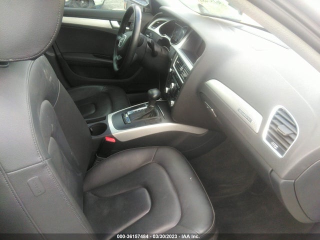 WAUBFAFLXFN038049 Audi A4 PREMIUM