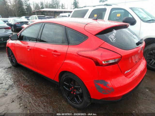 1FADP3K2XGL286385 Ford FOCUS SE