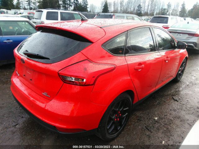 1FADP3K2XGL286385 Ford FOCUS SE