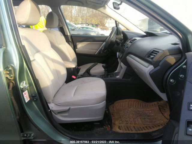 JF2SJAAC4EG452991 Subaru Forester 2.5i