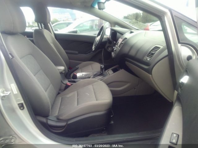 KNAFK4A60E5164497 KIA FORTE LX