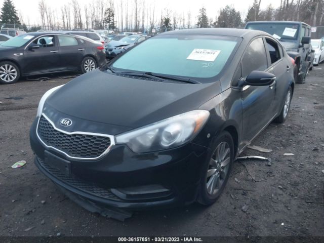 KNAFX4A6XF5415612 KIA FORTE LX