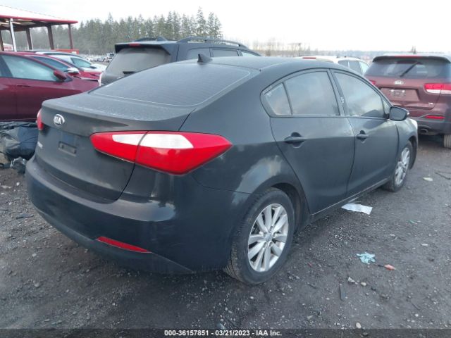 KNAFX4A6XF5415612 KIA FORTE LX
