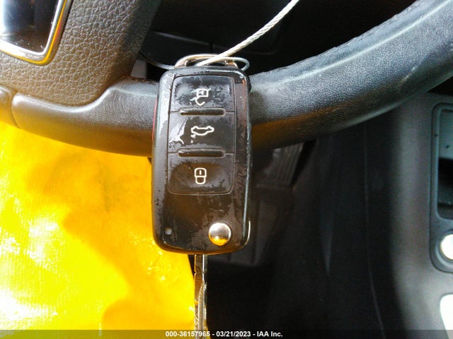 WVGAV7AX8HK022138 Volkswagen TIGUAN