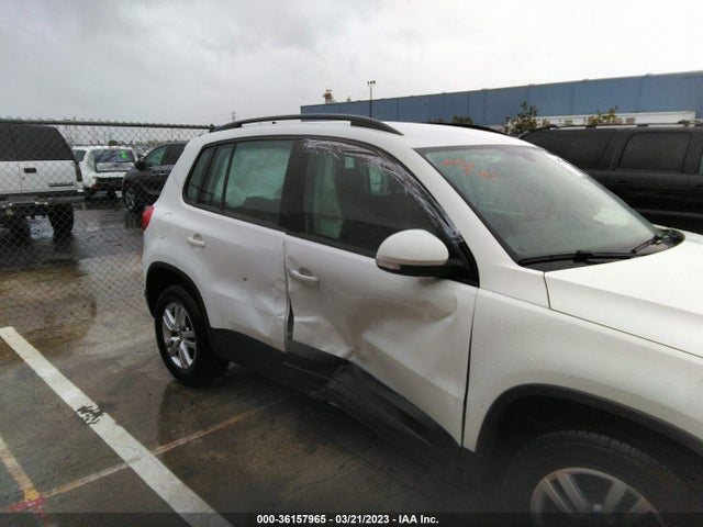 WVGAV7AX8HK022138 Volkswagen TIGUAN