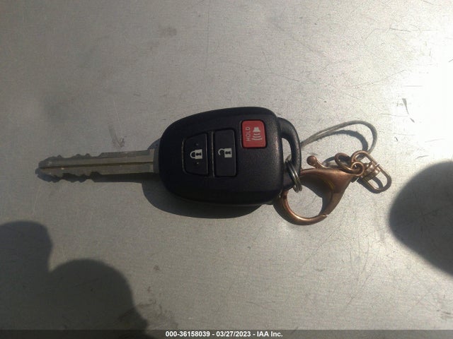 2018 Toyota Prius, VIN: JTDKDTB33J1614896