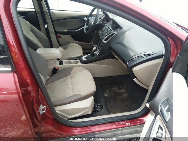 Ford FOCUS SE 2014 1FADP3F2XEL179957 Image 6